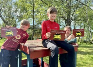 Forfatterene Tellef (8), Sigurd (10) og Svein (65)